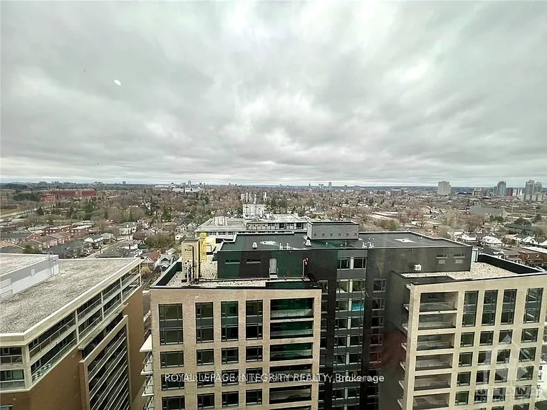 105 Champagne Ave S #2318 — Photo 23