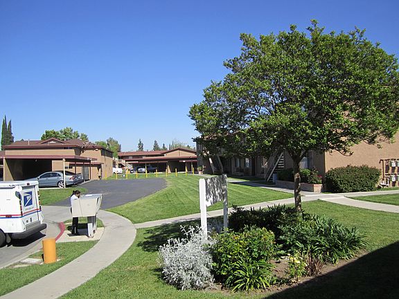 5th image of 2016 Alberca Dr APT 10