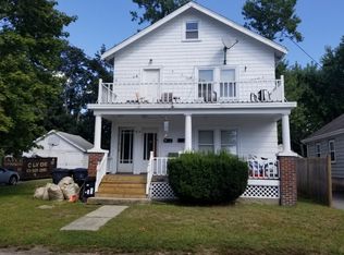 32 Willard St, Warwick, RI 02889