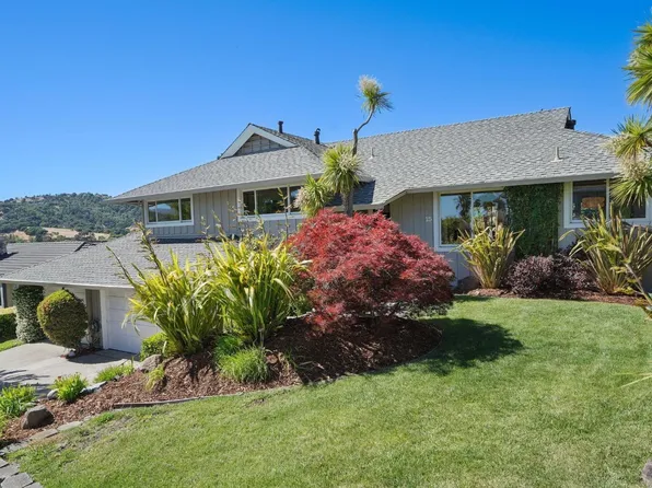 15 San Marino Drive, San Rafael, CA 94901