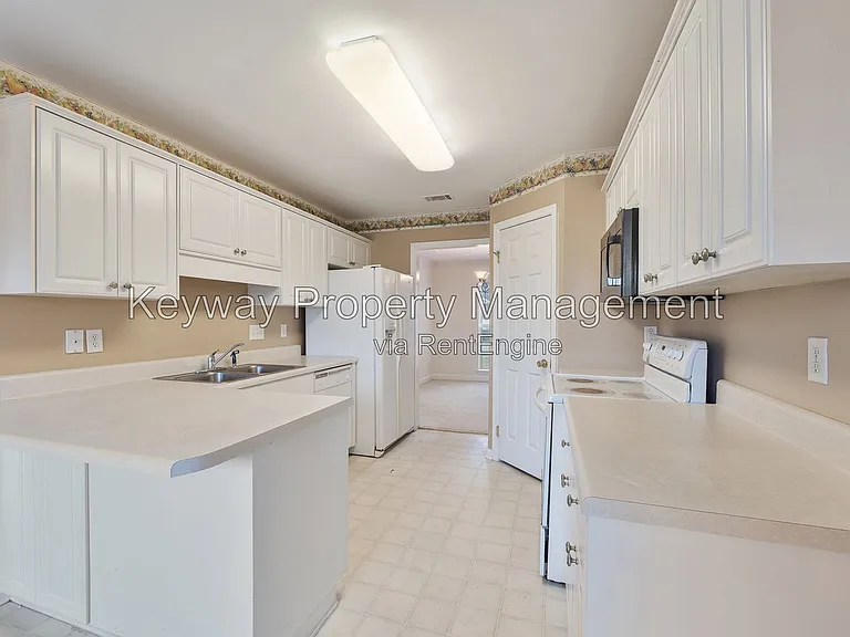 3495 Essex Pl — Photo 7