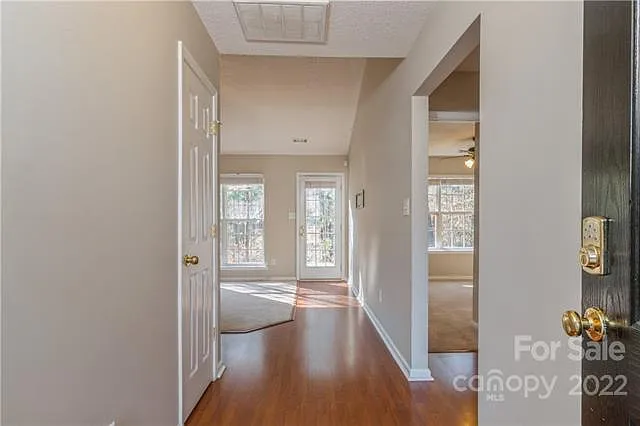 10553 Gold Pan Rd — Photo 3