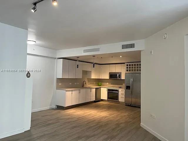 999 SW 1st Ave #2301 — Photo 4
