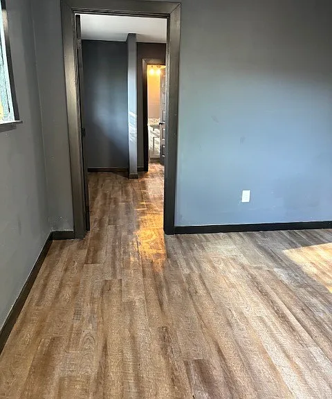 9407 Sandra St — Photo 23