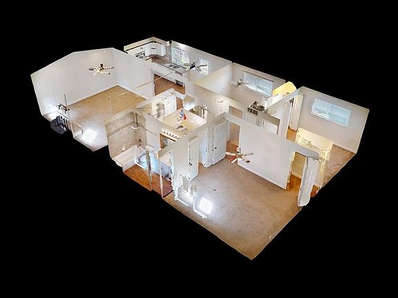 2nd image of 413 Oxford Dr