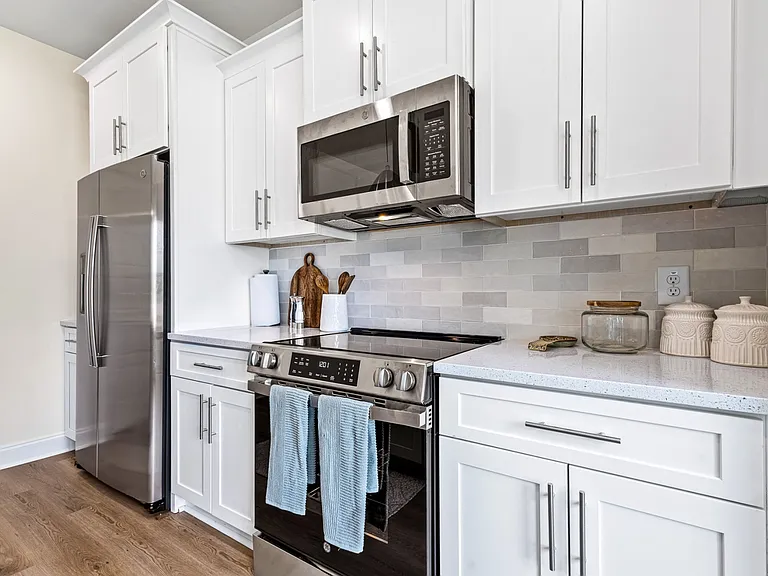 205 Starr Cir — Photo 4