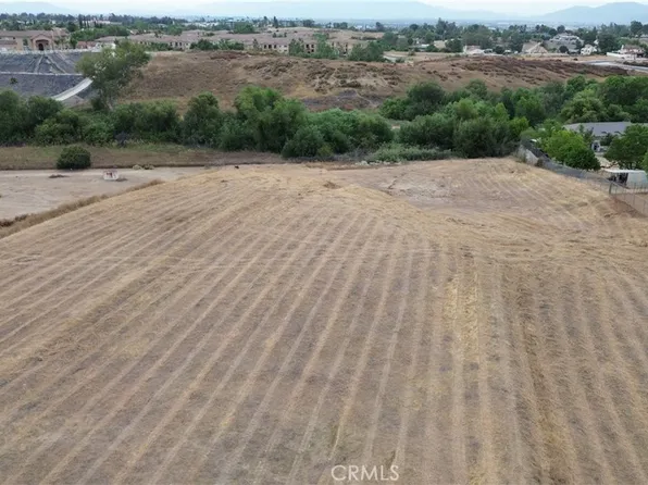 7 Juniper St #1, Murrieta, CA 92562