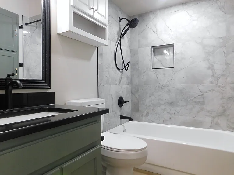 404 Woodson Cir — Photo 16