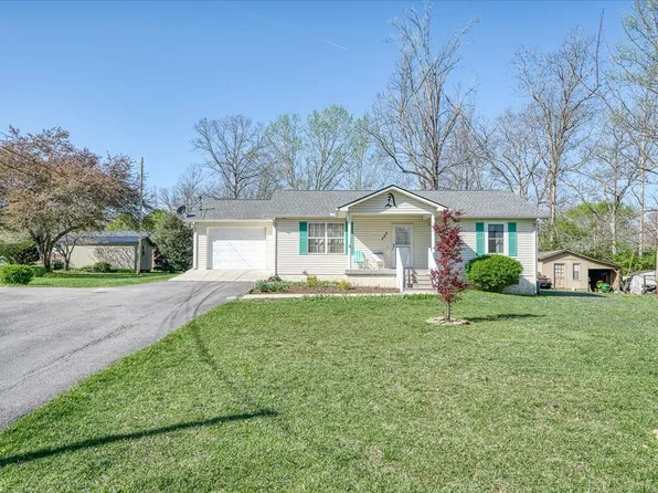 222 Valley Ln, Crossville, TN 38555