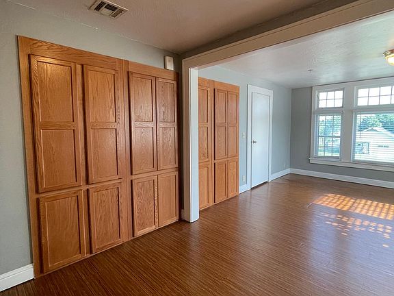3rd image of 2244 NW 16th St APT B
