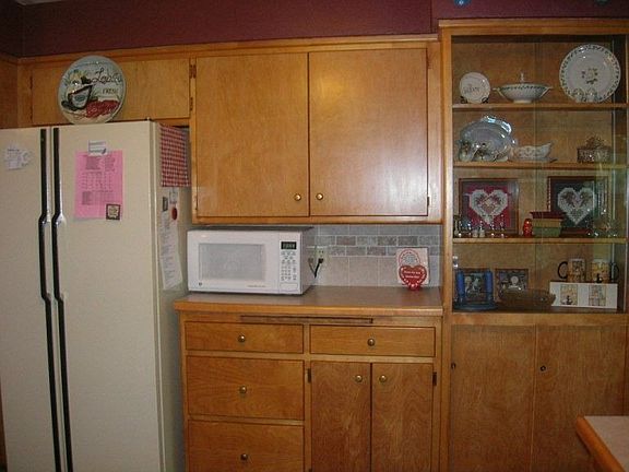 Kitchen area with great cupboard space