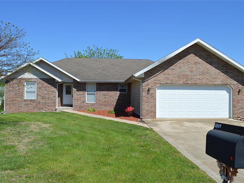 1st image of 1412 Hillside Dr