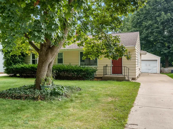 1507 Gorham Pl, Rockford, IL 61107