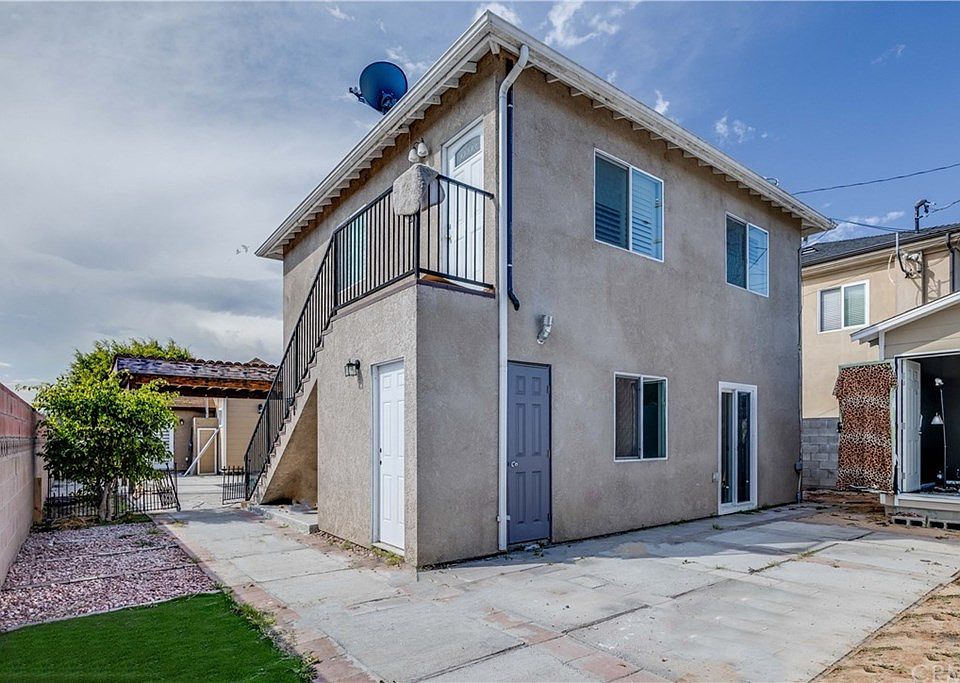 1st image of 3145 132nd St #1/2
