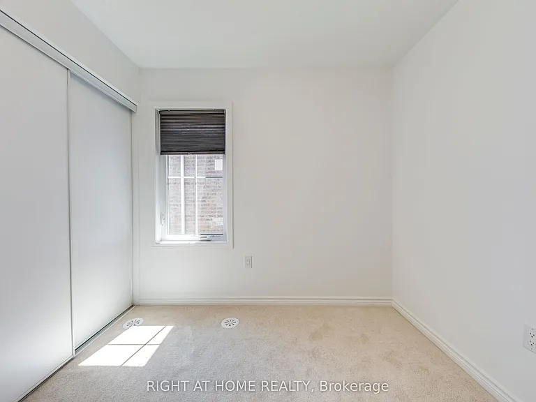 1805 Thames Cir — Photo 24
