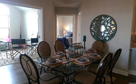 3rd image of 2308 Villa Oaks Ct