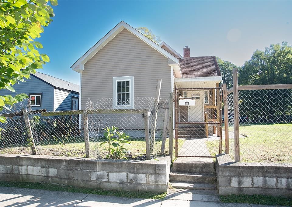 1st image of 2631 N Gale St