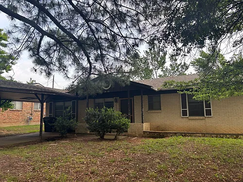 1806 S Travis Ave Photo 1
