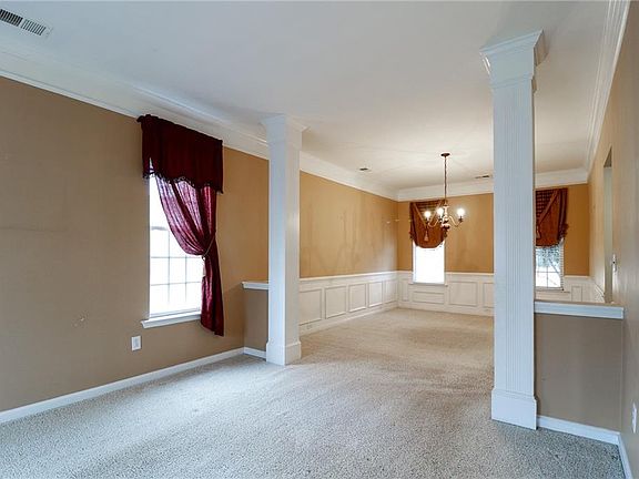 2nd image of 37 Birkhall Cir