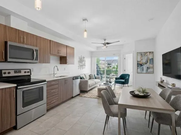 215 N Legacy Blvd SE #2313, Calgary, AB T2X 3Z5