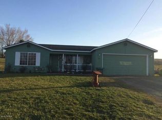 200 Kenyon Ln, Selah, WA 98942