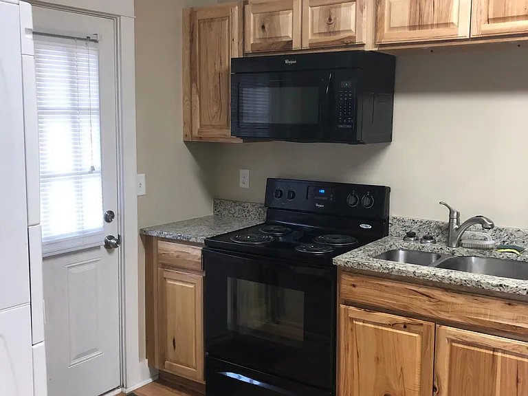 323 School St #5 — Photo 7