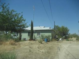 35494 Dixie Rd, Hinkley, CA 92347