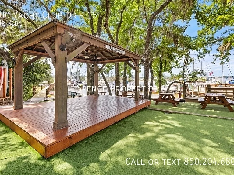 300 Yacht Club Dr #15 — Photo 36