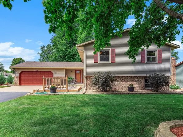 4261 Dunrovin Ln, Eagan, MN 55123