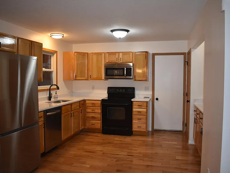 2399 Long Bow Dr — Photo 4