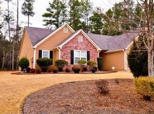 5297 Autumn Run Dr, Powder Springs, GA 30127