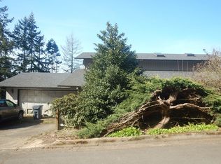 460 Wallace Ln, Springfield, OR 97477