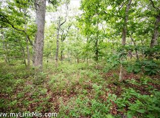 11 Poplar Ln, Oak Bluffs, MA 02557