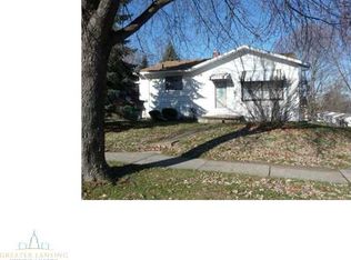 812 Pierce Rd, Lansing, MI 48910