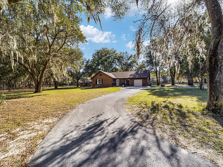 11025 SW 128th Ave — Photo 56