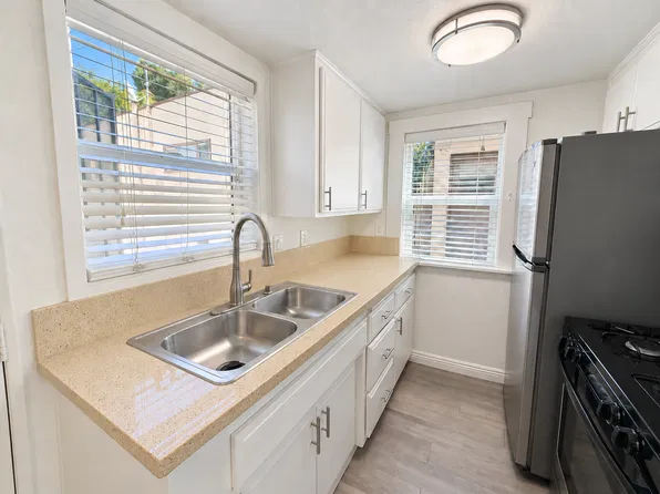 2nd Street Apartments
