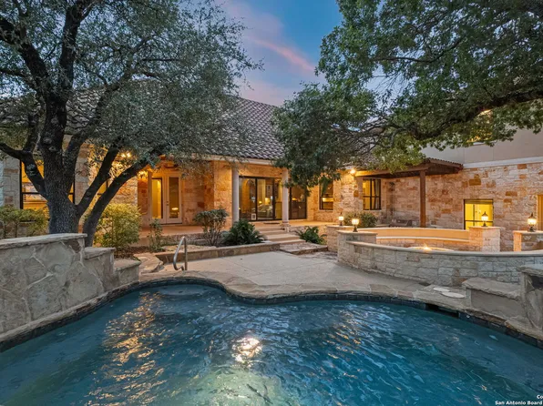 1027 Las Brisas, Canyon Lake, TX 78133