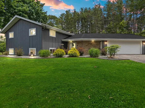 400 N Cherry St, Hortonville, WI 54944