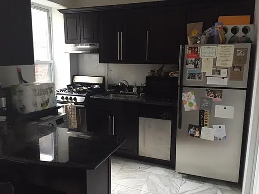 Rented by NYC Holdings Management | media 17