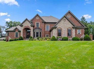 116 Stone Ridge Meadows Dr, O'Fallon, MO 63366