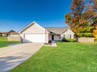 1233 Grace Ct, Oakboro, NC 28129