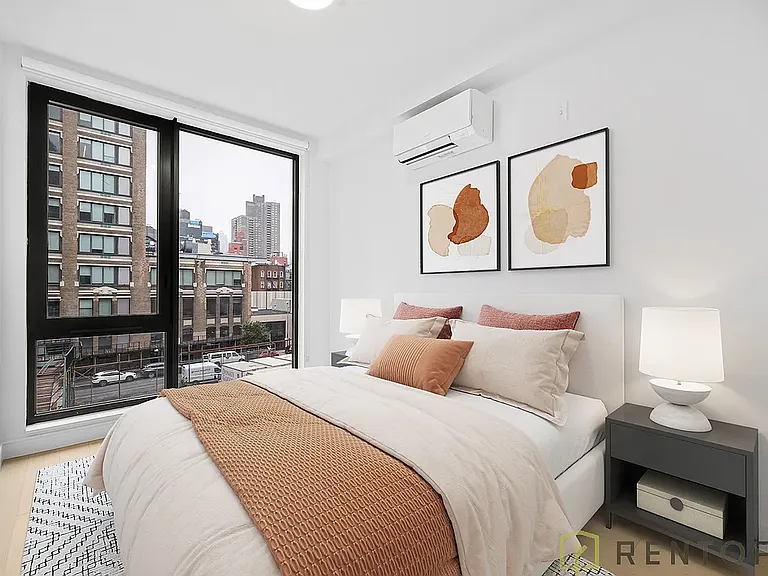 622 11th Ave #1008 — Photo 7