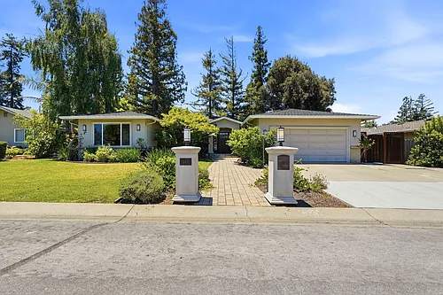 260 Chateau Dr Photo 1