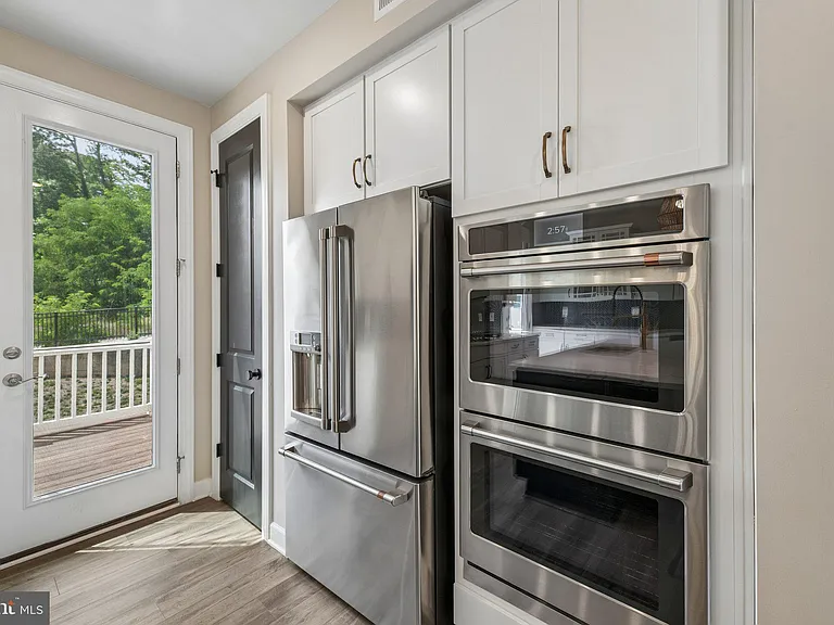 7202 Mountaineer Dr — Photo 7