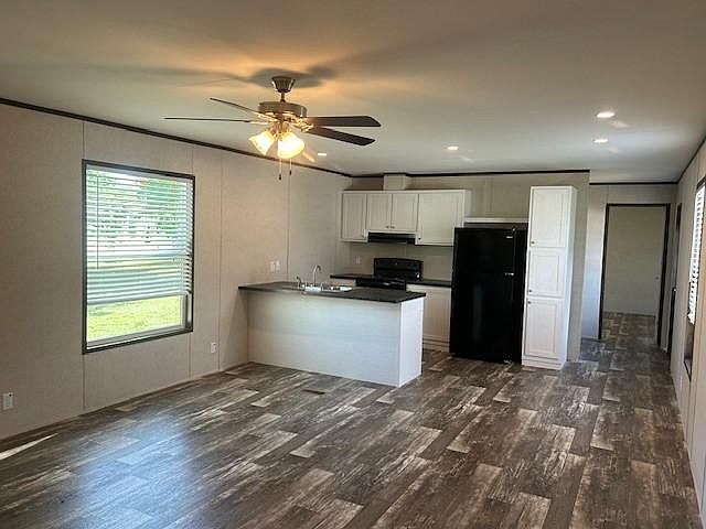 1st image of 123 Buttercup Cir