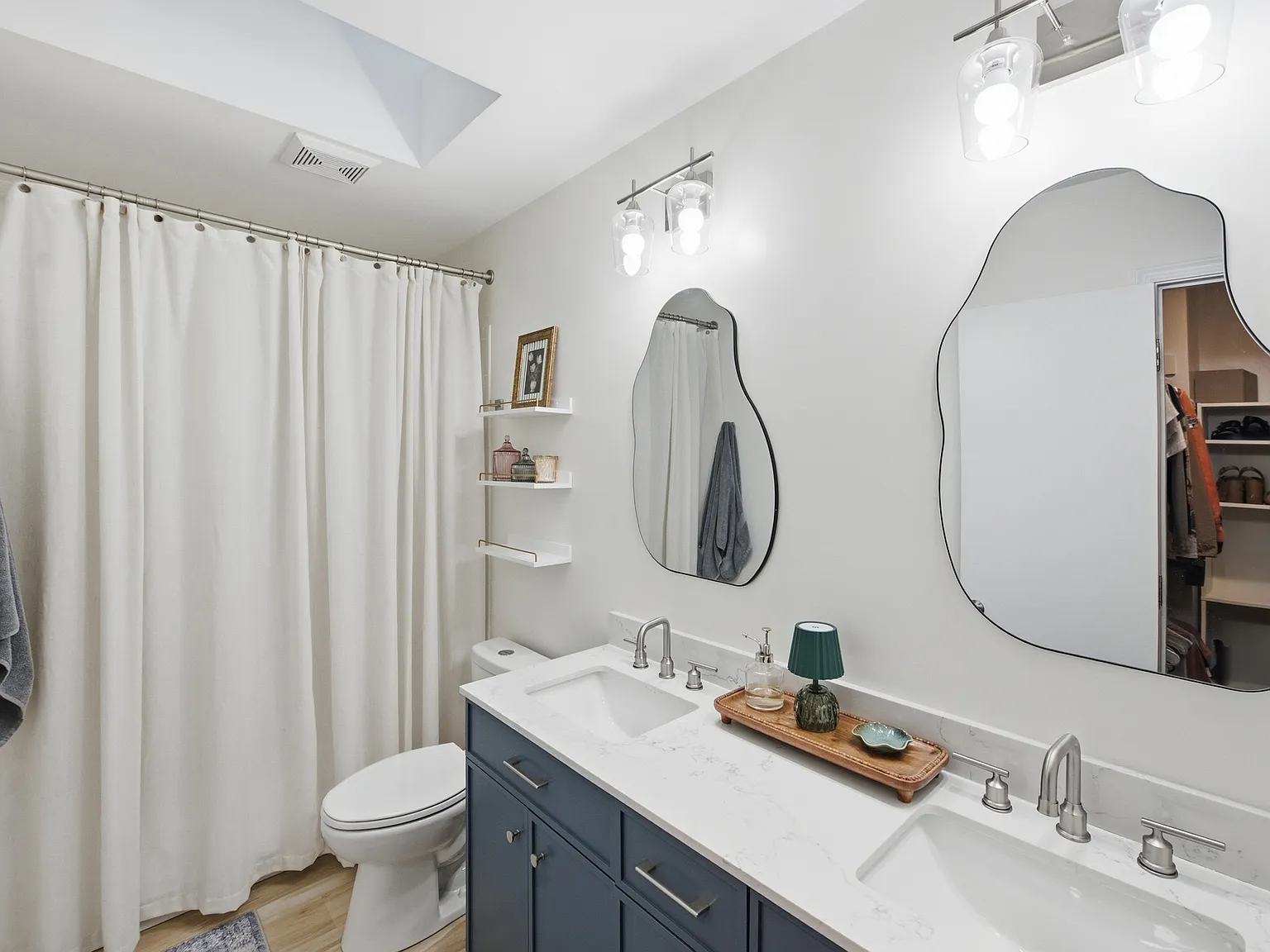 1305 Tuckaway Reach - C — Photo 2