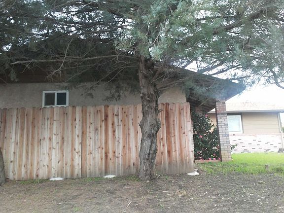 2nd image of 282 Riverdale Ave