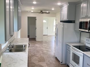 9379 Us Highway 70 E, Mc Ewen, TN 37101