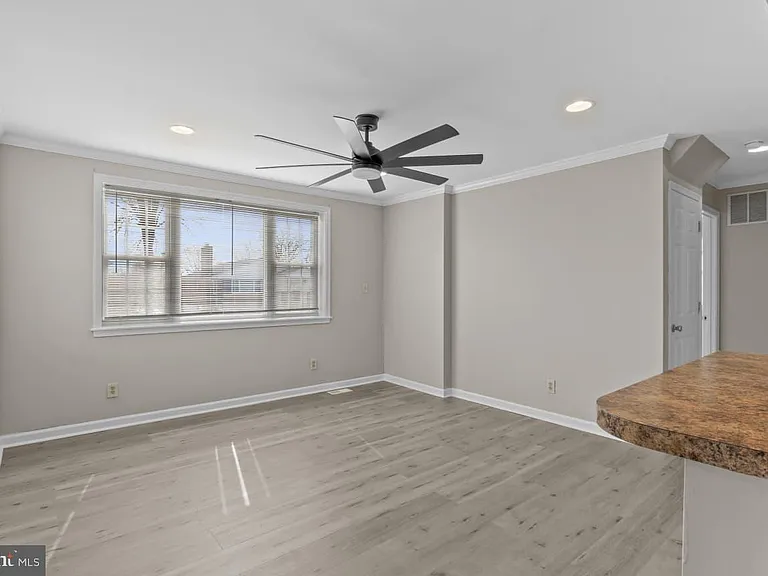 2528 Wendover Rd #B — Photo 12