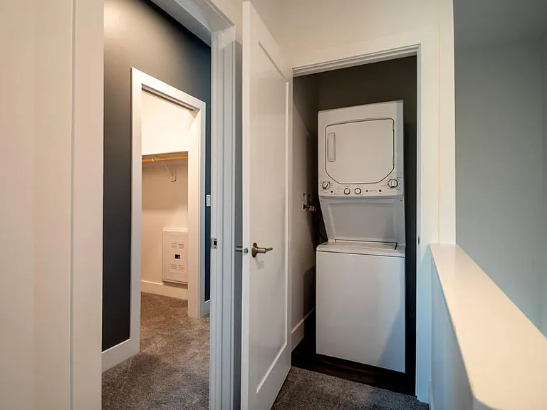 Juniper Row Townhomes — Photo 7